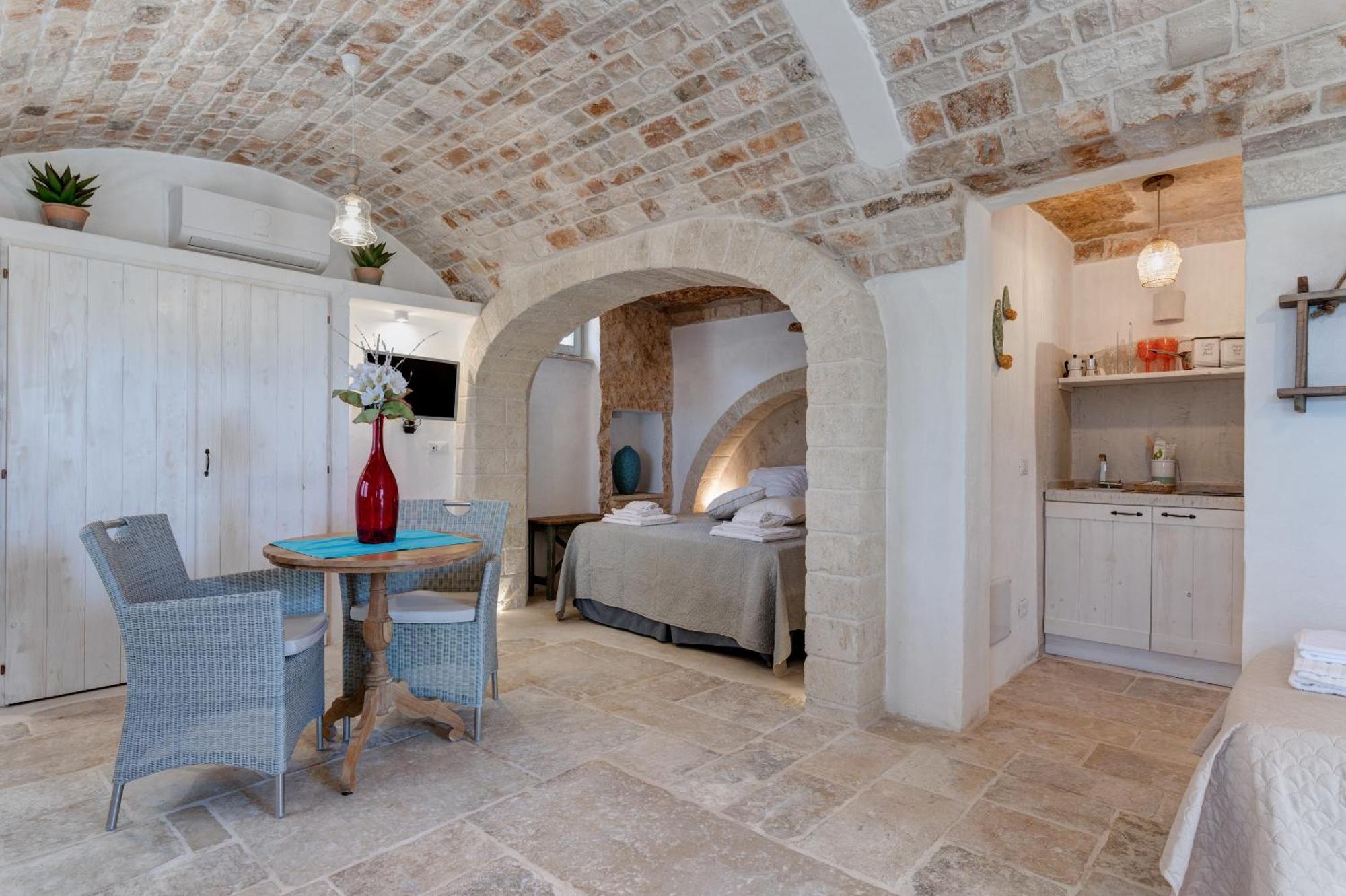 Apollo House Of Puglia Guest House Monopoli Ngoại thất bức ảnh